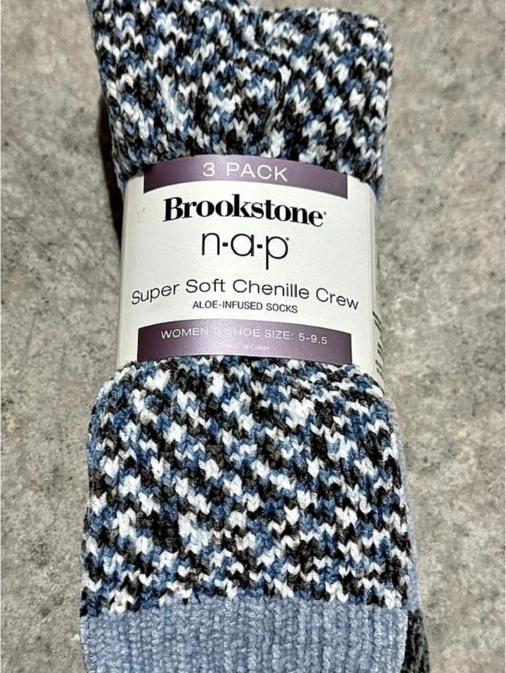 NWT Brookstone NAP Super Soft Chenille Crew Aloe-Infused Socks 3-Pack non slip g